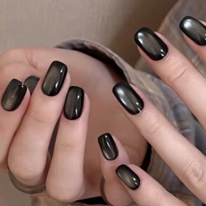 เล็บปลอมสีเจลแท้ สีลูกแก้วสีดำเงิน