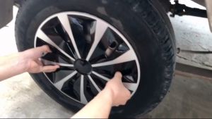 ฝากรอลล้อกระทะมือสำหรับ R 14/15/16 สวยดูดี 9 เข็มขัด ขอบABS ราคาประหยัด