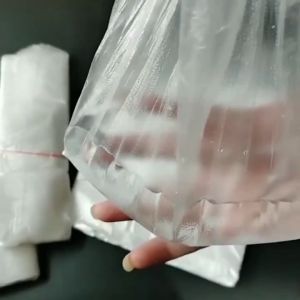 ไม่ขาดแต่สวย ถุงหูหิ้ว เกรด AB สีขาวใส แพ็คละครึ่งกิโล ตราข้าวสาลี ถุงหนา อย่างดี สำหรับผู้หญิงหรือที่ต้องการถุงที่ไม่ขาดแต่การแสดงถุง