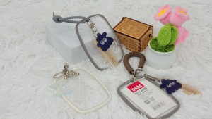 PROPRINTZ Cute Korean INS Transparent Oval Card Holder – Keychain with Steve Charm