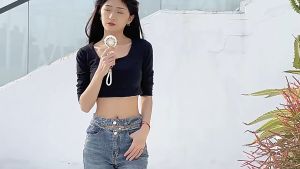 Portable Usb Mini Fans Pocket Small Hand-Held Fan Girl Dormitory Desktop Silent Turbine Leafless Electric Fans