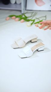 Guốc Cao Gót 3cm Kiểu Quai Bèo Nhún Pixie X952