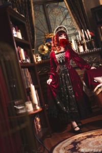 Renaissance Tudor Crown Headpiece Beads Chain Royal French Women Medieval Elizabethan Hood Coronet Tiara Headband