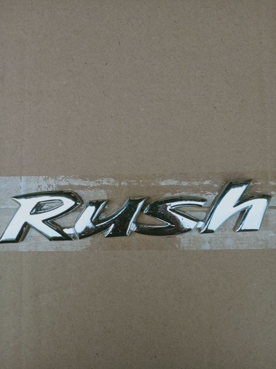 EMBLEM TULISAN RUSH/LOGO TULISAN TOYOTA RUSH