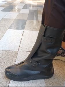 Adult Rain Shoes Silicone Rain Shoes Integrated Waterproof Thickened Anti Slip Wear-Resistant Bottom Waterproof Rain Shoe Cover