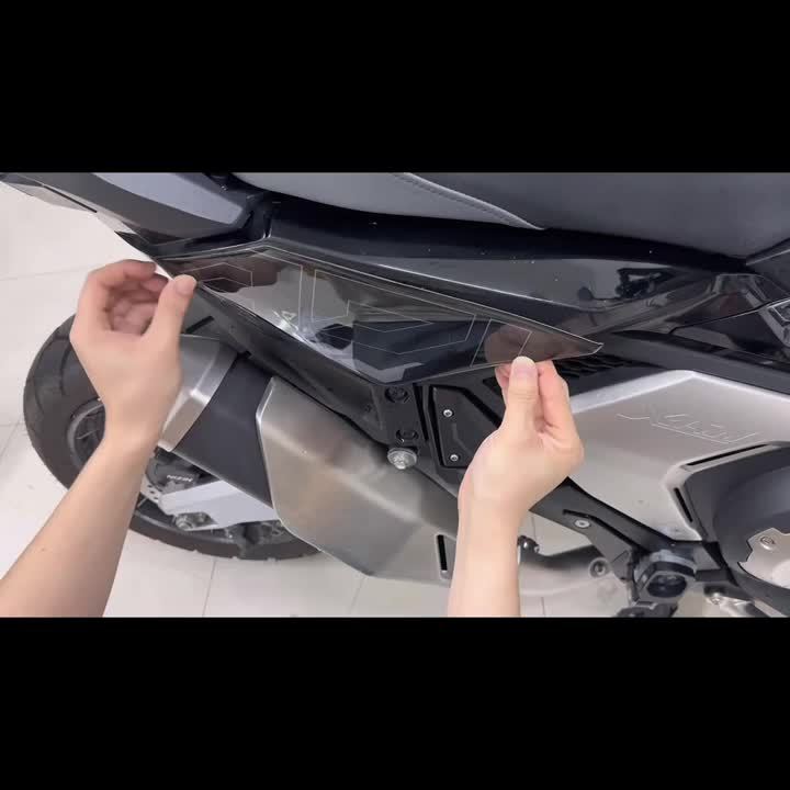 3D Motorcycle For Honda X-ADV 750 Tank Medium Sticker Protection Kit, compatible with 750 2025