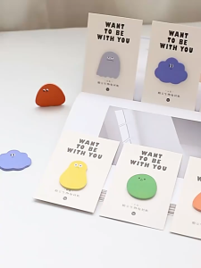 【📣SG Seller】30 sheets Cute Cartoon Sticky Notes Fun Memo Pads for School & Office Creative Kawaii Stationery