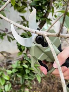 LONGKE | High Power Large Diameter Cordless Lithium Battery Handheld Pruning Shears
