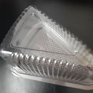 TRAY MIKA SEGITIGA isi 50 pcs