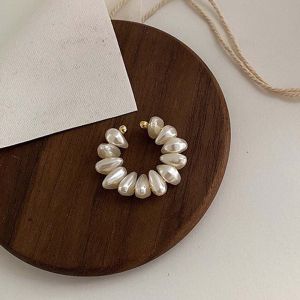 French Pearl Ear Bone Clip Women Fake Piercing Ear Cuff Retro Elegant Irregular Natural Pearl Ear Clips On Earrings Jewelry Gift