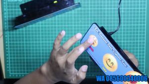 Alat Survey Kepuasan Pelanggan Touch Panel