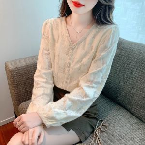 WANGGONGZHU | Princess Style Womens Lace Base Shirt Spring Autumn 2025 New Fashion Lantern Sleeve V-neck Gentle Slimming Top Korean Loose Fit