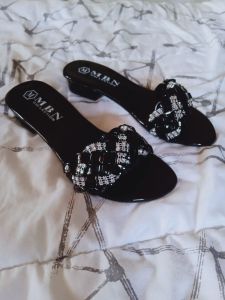 SANDAL wanita hak tahu 3cm black mutiara