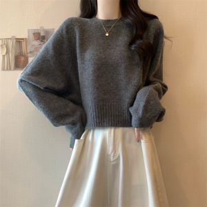 Soft round Neck Long Sleeve Knitted Sweater Womens Loose Short Style Warm Inner Wear Top for Autumn Winter Fashion Korean Style