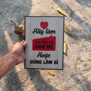 Tranh treo tường bằng gỗ decor slogan tạo động lực làm việc thiết kế mới vintage độc đáo