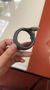 Cáp sạc từ tính xoắn đàn hồi chống gãy đầu cắm Type-C 100W