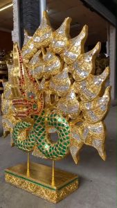 ต้นโพธิ์ โพธิ์ทอง พญานาค ใบโพธิ์ ติดโฟมฟรี ขนาดใหญ่ 19.5"x26" ไม้แกะสลัก ติดกระจก ปิดทอง มงคล ไม้จามจุรี งานไม้  ต้นกฐิน พุ่มกฐิน ติดโฟมฟรี