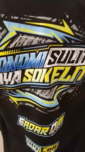 Kaos Racing | Ekonomi Sulit Gaya Sok Elit | Kwalitas Distro | Bahan Katun Kombed 24s Tebal