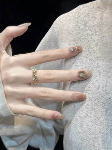 Nude Ice Transparent Handmade Wearable Nails New Year Style 2024 Spring Design Elegant Nail Art Home Made Premium White Enhancing Tips