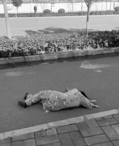 เสริมสร้างสัปดาห์หน้าที่ดีขึ้น: สเปรย์ฉีดหมอน ช่วยลดความตึงเครียด, สเปรย์หลับลึก 8 ชม 60ml, ยานอนหลับ ชนิดน้ำ เมลาโทนิน สีขาว