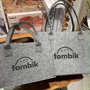 กระเป๋าแฟชั่น กระเป๋าถือผู้หญิง ผ้าสักหนา ทรงสวย กระเป๋าโท้ตทรงสี่เหลี่ยม เกาหลี กระเป๋าหิ้วช้อปปิ้งใบเล็ก