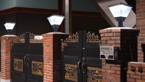 Solar Pillar Lamp Outdoor Waterproof IP67: A Comprehensive Guide