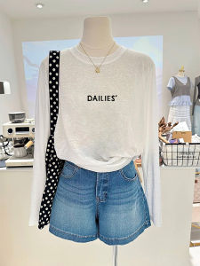 Alphabetic Print Loose-Fitting Slim T-Shirt Blouse