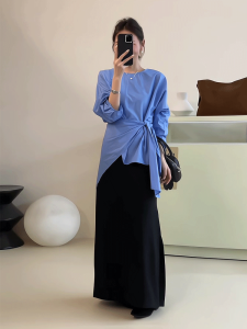 เสื้อเชิ้ตคอโปโลแขนยาวสไตล์ฝรั่งเศสสำหรับผู้หญิง ฤดูใบไม้ร่วง 2025 เสื้อเชิ้ตทรงหลวมๆ สไตล์ใหม่ ดีไซน์ไม่ซ้ำใคร สวยงาม