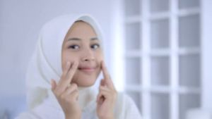 BPOM WARDAH Lightening Matte Powder Bedak Tabur