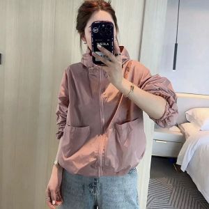 Y2k เสื้อมีฮู้ดลำลองระบายอากาศได้ดีกว่า UPF 50 + สำหรับเสื้อผ้ากันแดดผู้หญิง