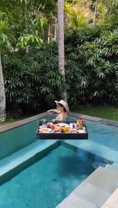 Dutchie ถาดลอยน้ำ ถาดหวายลอยน้ำ ถาดหวาย ถาดอาหารลอยน้ำ ถาดเสิร์ฟอาหาร ถาดอาหารลอยสระน้ำ  Floating Breakfast ทนน้ำทนแดด ถักสานด้วยหวายPE