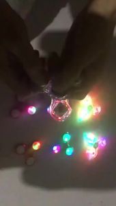 ซื้อ 1 ชิ้นลด 10 บาท ไจโร ของเล่น LED Fidget Spinner ของเล่นเด็ก แฮนด์สปินเนอร์