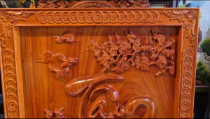 TRANH GỖ HƯƠNG CHỮ TÁM