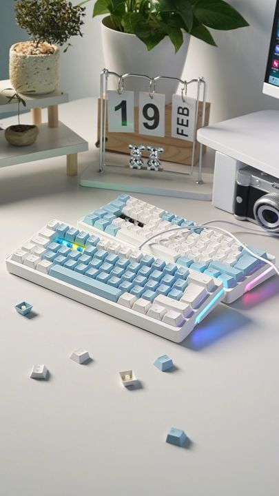 【จัดส่งภายใน 3 วัน】 ZIFRIEND AG61 61คีย์คีย์บอร์ดแบบกลไกแบบมีสายรูปแบบ60% มากๆคีย์บอร์ดเกมที่กำหนดเอง RGB Backlitght/ ไฟด้านข้าง3 Pin สวิตช์เงียบ/สีเหลือง