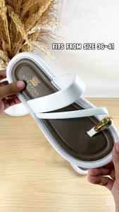 STOMPION Flat Sandals For Woman One Finger Sandals Korean Slippers For Women Ladies Sandals