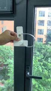 1Pcs/2Pcs/4Pcs Rotatable Plastic Windows Lock with Key Children Safety Windows Lock Door Safety Restrictor Window Baby Security