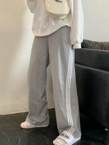 สีเทา 3 ลาย หลวม ขากว้าง กางเกงลำลอง ผู้หญิง หลวม พลัสไซส์ กีฬา กางเกงขายาว ฤดูใบไม้ร่วง แฟชั่นมาใหม่ เสื้อผ้าผู้หญิง