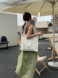 กระเป๋าผ้า กระเป๋าสะพายข้าง ถุงผ้าใส่ของ ลายการ์ตูน กระเป๋าผู้หญิง ราคาถูก มาใหม่