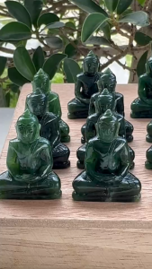 เลือก พระหยก 100 องค์ พระแกะสลัก พระบูชา พระมงคล หยกเนฟไฟรต์ Nephrite หยกแคนาดา หยกจีน ปางสมาธิ รูปทรง พระแก้วมรกต