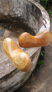 นมไม้ นมสาว หมอนนมไม้ หมอนไม้ นวด บรรเทาปวด