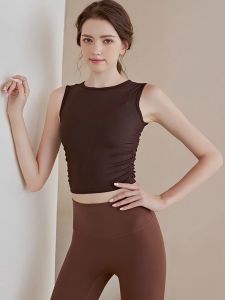 Crassula เสื้อออกกำลังกาย แขนกุด แบบครอป ดีไซน์คอกลม ด้านข้างเย็บจีบ กระชับช่วงเอว