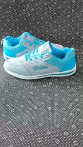 Sepatu sneakers wanita cewek terbaru santai kasual olahraga running jogging senam ringan elastis kuat dan antislip 133