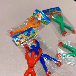 Đồ chơi người nhện leo tường Người nhện dính tường vui nhộn độc đáo cho bé yêu GA625