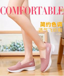 Summer Women Comfortable Shoes Lightweight Slip On Plain Shoes Black Classic Mesh Walking Shoes For Women