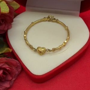 กำไลงานดิบทองเหลืองคั่นหัวใจตัดลาย เส้นผ่านศูนย์กลาง 4.8 ซม. งานทองเหลืองแท้ งานดิบไม่ได้ชุบ ทองเหลืองโบราณ พร้อมส่ง