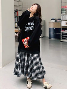 ชุดเดรสสเวตเตอร์สไตล์เกาหลีไซส์ใหญ่ ทรงเข้ารูป แขนยาว กระโปรงทรงเอ ทรงหลวม คอกลม ทรงหลวม ทรงเข้ารูป