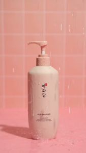 Tẩy tế bào chết toàn thân thảo dược Yehwadam Silky Smooth Body Peeling Gel (300ml)