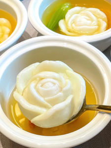 Creative Hotel Fish Paste Lotus Flower Ice Powder Baking Mold White Cooling Gel Pastry Kitchen Cooking Utensils Display Plating