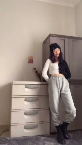 Celana Sweatpants Jogger Wanita & Pria: Aktivitas Gym, Running, & Casual