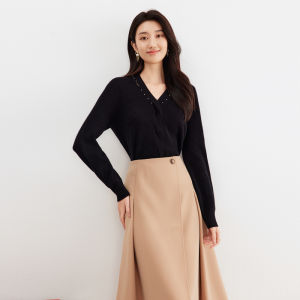 Koradior | Wool V-Neck Elegant Fashion Knit Sweater
